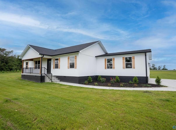 213 Workman Road, Trenton, GA 30752