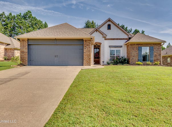513 Willow Valley Circle, Brandon, MS 39047