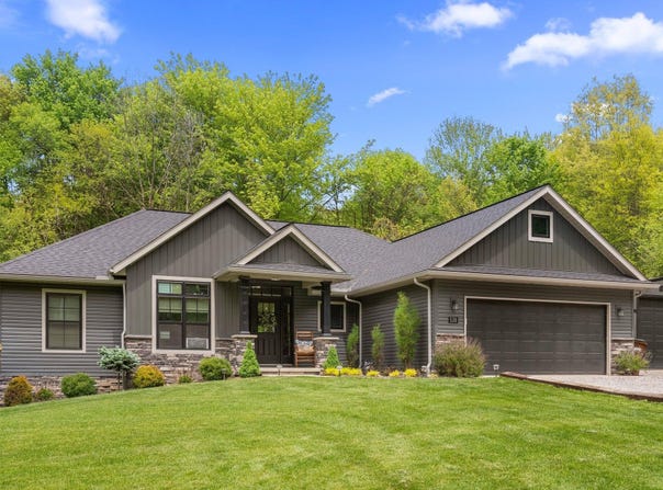 530 Terrace Ridge Circle, Howard, OH 43028