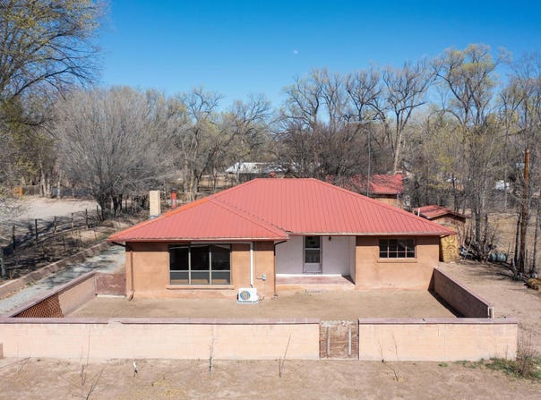 21 Bouquet Lane, Santa Fe, NM 87506