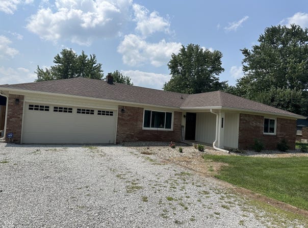 6881 W 200 S, New Palestine, IN 46163