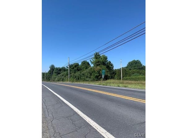 Interchange Road, Towamensing Twp, PA 18235