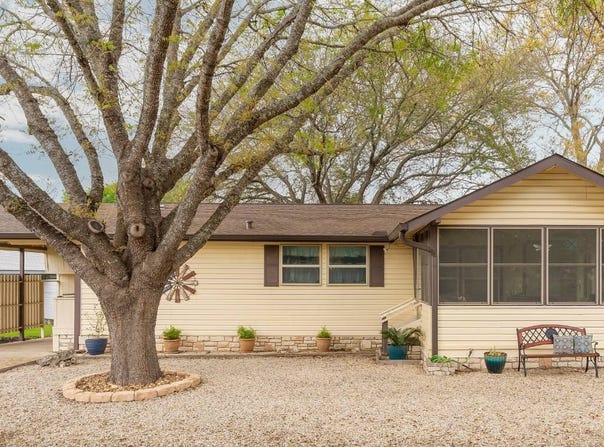 101 Birch Dr. S., Kerrville, TX 78028