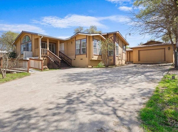 16223 33rd Avenue, Clearlake, CA 95422