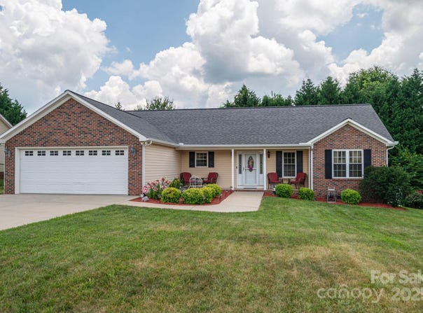 515 E Carpenter Street, Maiden, NC 28650