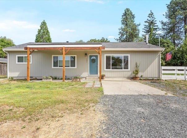 151 Laubach Lane, Grants Pass, OR 97526