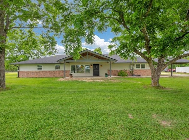 621 E Texas Road, Lufkin, TX 75901