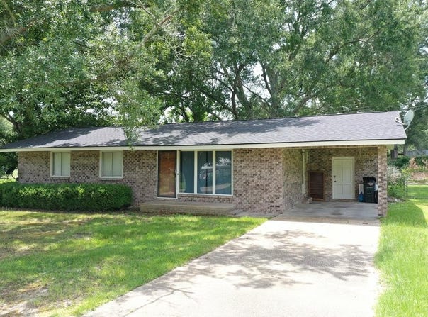 142 Shamrock Drive, Laurel, MS 39443