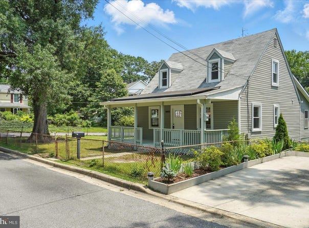 9405 49TH AVENUE, COLLEGE PARK, MD 20740