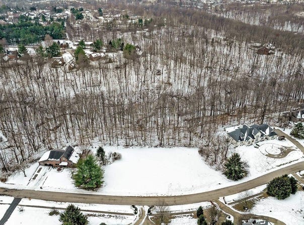 3722 E Devonshire Court, Bloomington, IN 47408-9641
