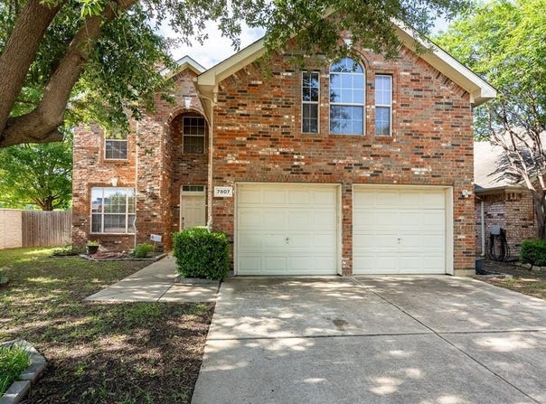 7807 Enchanted Isle Drive, Arlington, TX 76016