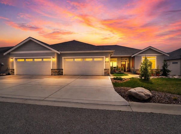 8720 E Ridgeline Ln, Spokane Valley, WA 99217