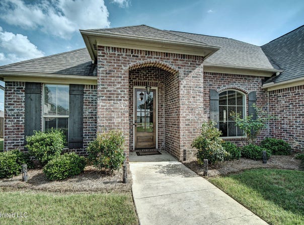 300 Buckhead Drive, Madison, MS 39110