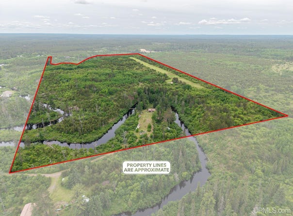 38140 County Road 581, Ishpeming, MI 49849