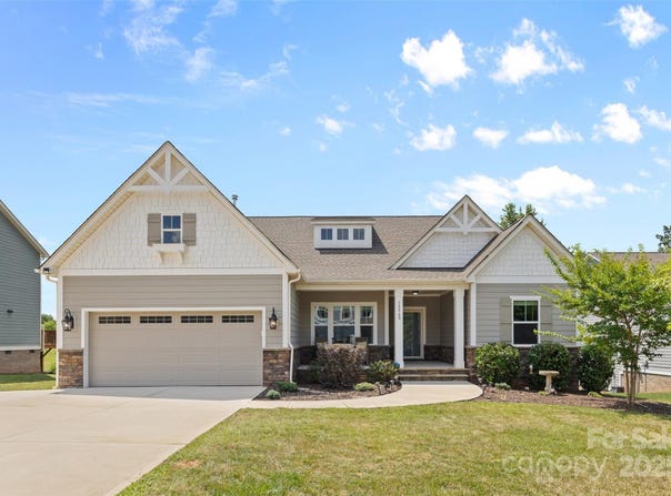 18568 Mainsail Court, Lancaster, SC 29720
