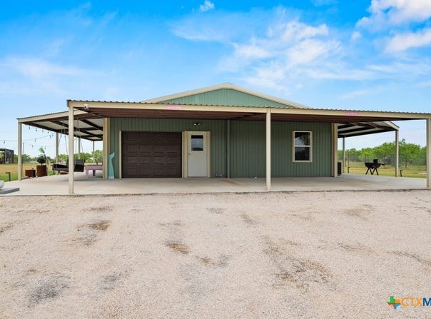 10815 State Park Road, Lockhart, TX 78644