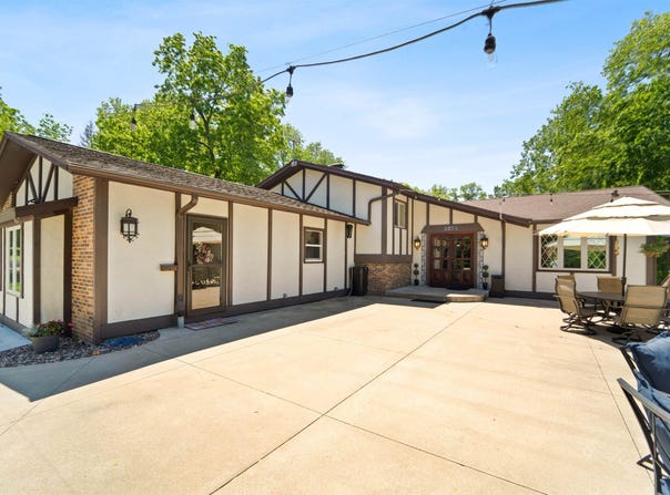 W3952 ARTESIAN Road, FOND DU LAC, WI 54937