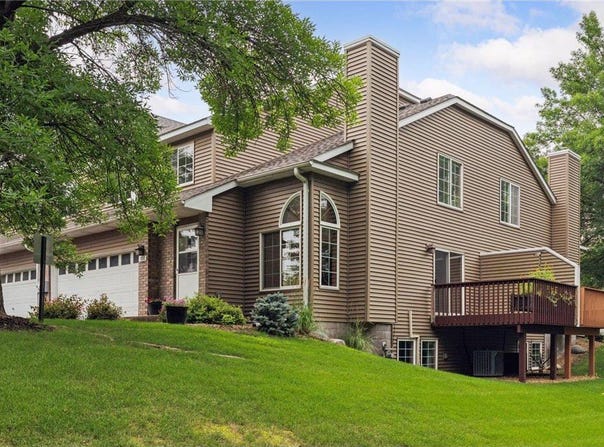 100 Primrose Court, Vadnais Heights, MN 55127