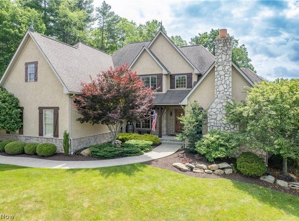 8598 Regency Drive NW, Massillon, OH 44646
