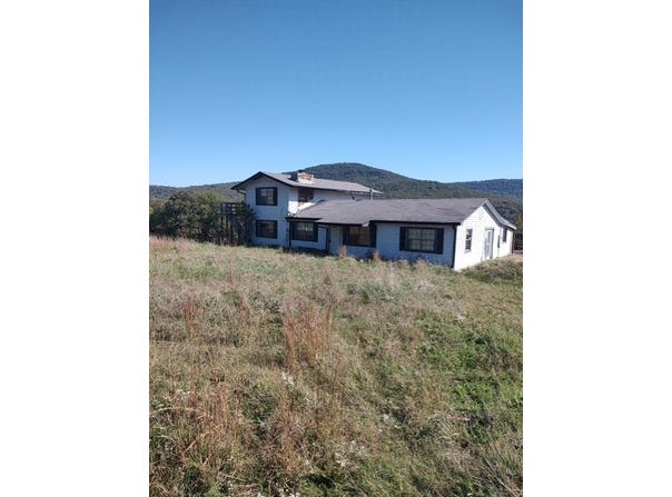 5224 Highway 295, Elkins, AR 72727