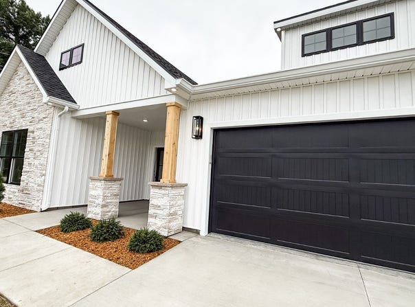 4002 Marksman Way, Tell City, IN 47586