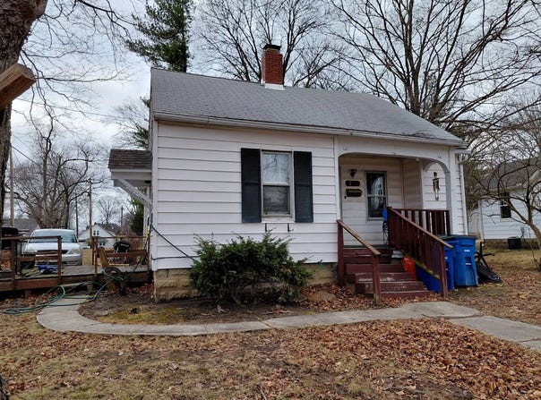 910 E Butler, Olney, IL 62450