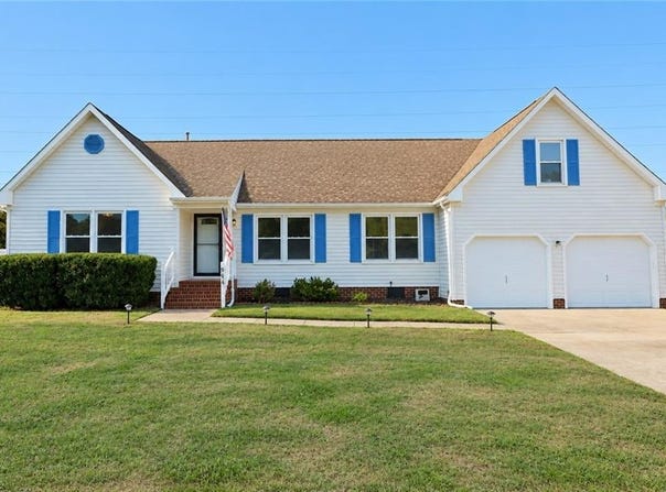 904 Barrington Court, Chesapeake, VA 23322