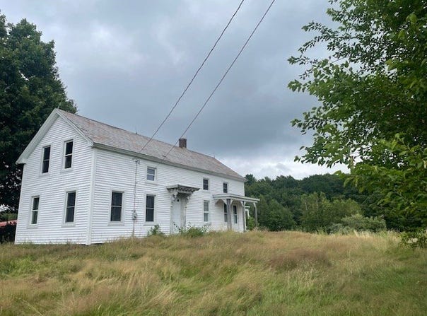 90 Marsh Rd, Dudley, MA 01571