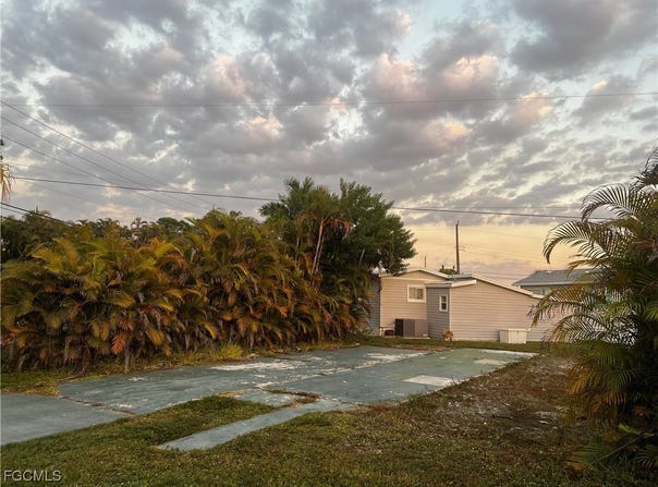 20511 Basin Drive, Estero, FL 33928