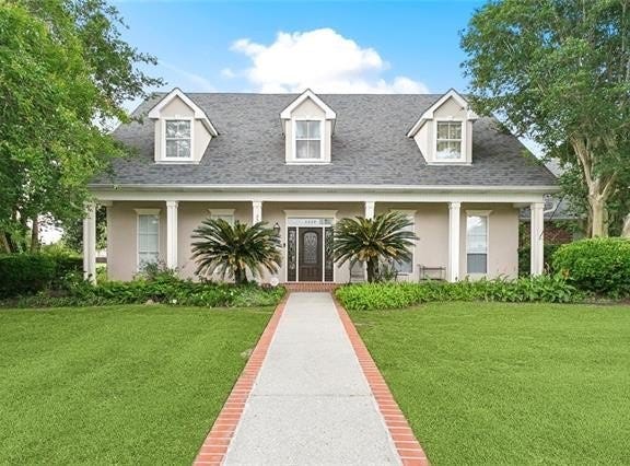 3330 WEDGEWOOD Drive, Harvey, LA 70058