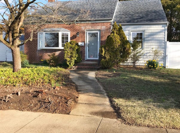1035 Bonaparte Place, Baldwin, NY 11510