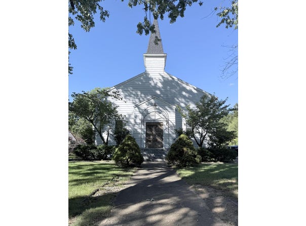 1020 Goguac Street W, Springfield, MI 49015