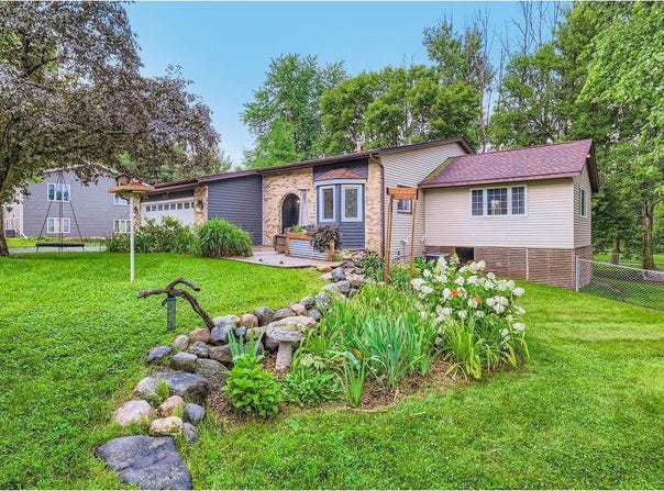 533 1st Street NW, Saint Michael, MN 55376