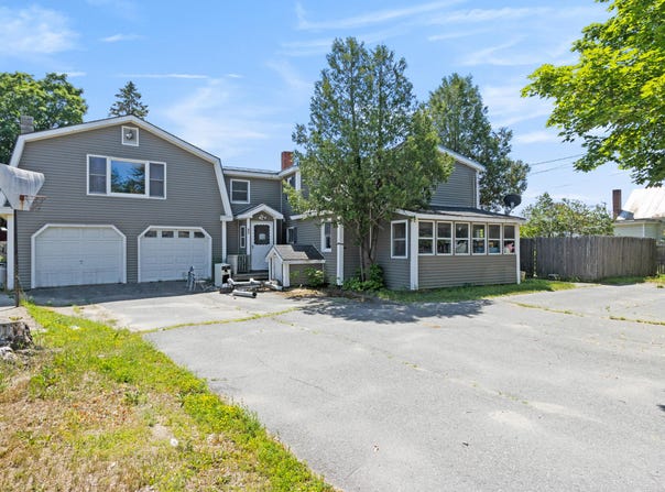 257 North Avenue, Skowhegan, ME 04976