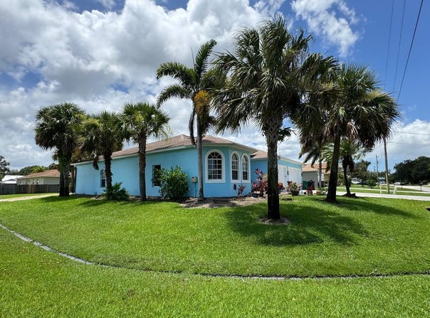 2396 SW Pamona Street, Port Saint Lucie, FL 34953