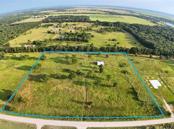 9445 County Road 4074, Scurry, TX 75158