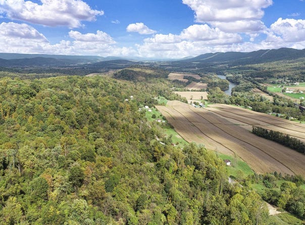 119 HUNTERS LANE, MC VEYTOWN, PA 17051