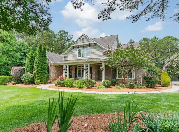 9202 Arlington Hills Drive, Mint Hill, NC 28227