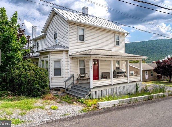 104 DOGWOOD Drive, FRANKLIN, WV 26807
