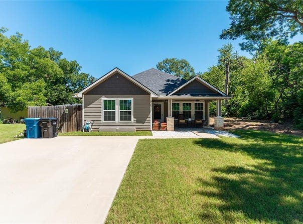 925 W Munson Street, Denison, TX 75020