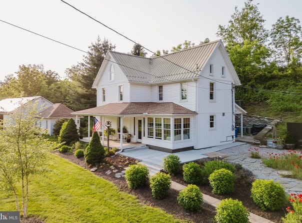 1689 TOLNA JUNCTION LANE, NEW FREEDOM, PA 17349