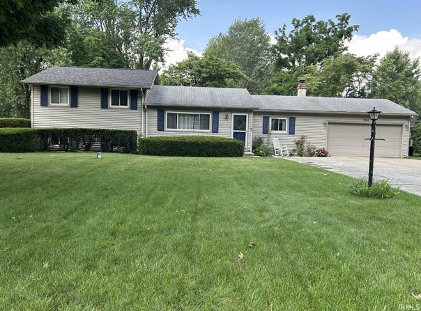 18165 Chipstead Drive, South Bend, IN 46637