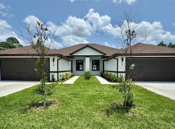 20 PINE HILL LANE, PALM COAST, FL 32164