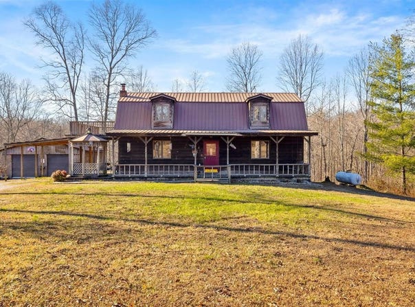 4218 Region Road, Roundhill, KY 42275