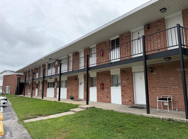781 W LANCASTER Road, ORLANDO, FL 32809