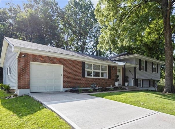 3729 N Walnut Street, Kansas City, MO 64116