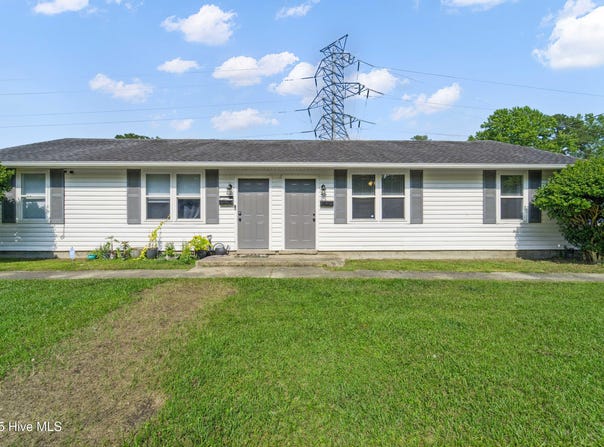 1216 Davis Street, Jacksonville, NC 28540