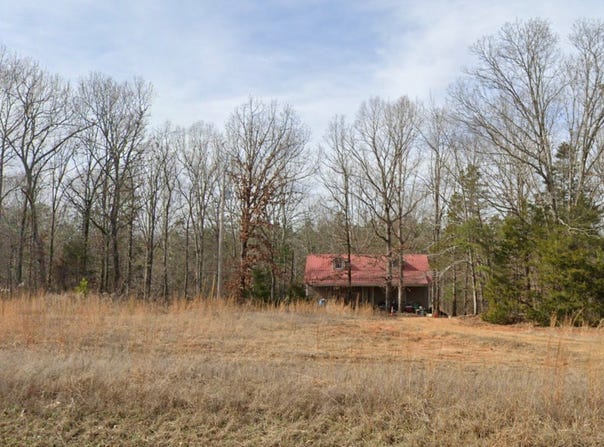 2898 Refuge Rd, Bethel Springs, TN 38315