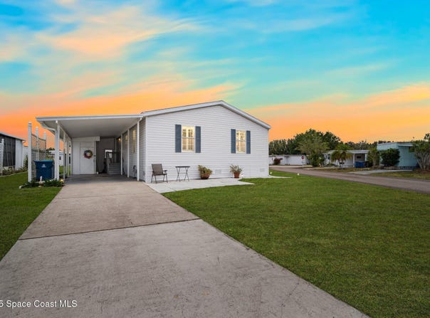 1241 Shell Court NE, Palm Bay, FL 32907