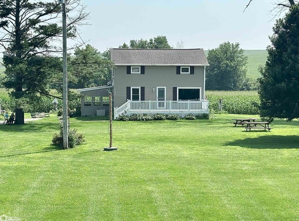 210 Railway Street, Marshalltown, IA 50158